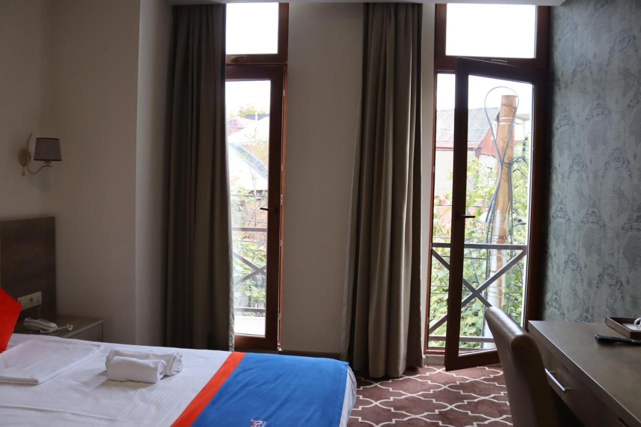 Gallery Inn Tbilisi Luaran gambar